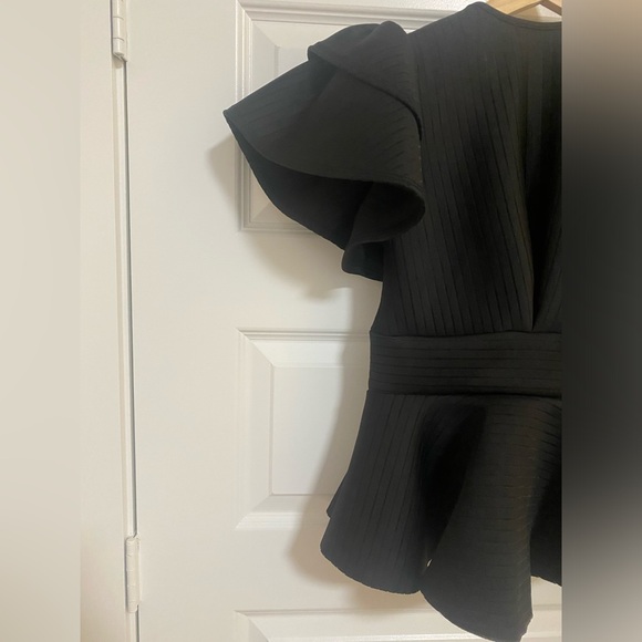 Black peplum top with bow size M - Picture 7 of 9